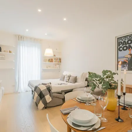 White By Rent * קומו
