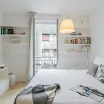 White By Rent Комо